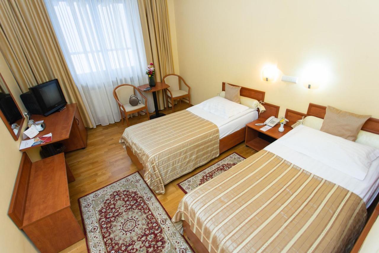 Hunguest Hotel Fenyõ Miercurea Ciuc Exterior foto